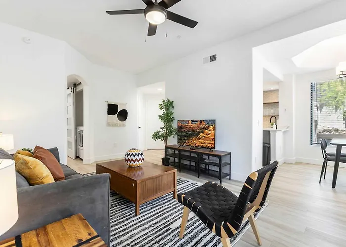 2br Cozysuites At Kierland Commons With Pool #06 * Scottsdale