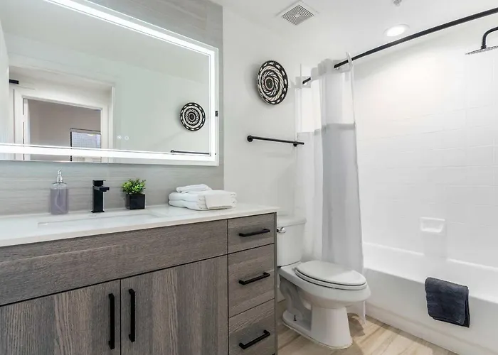 2br Cozysuites At Kierland Commons With Pool #06 Scottsdale