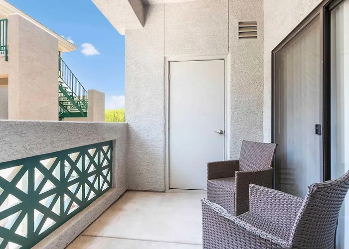 2br Cozysuites At Kierland Commons With Pool #06 Apartment Scottsdale