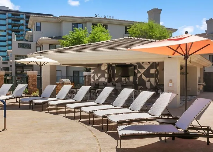 2br Cozysuites At Kierland Commons With Pool #06 Apartment Scottsdale