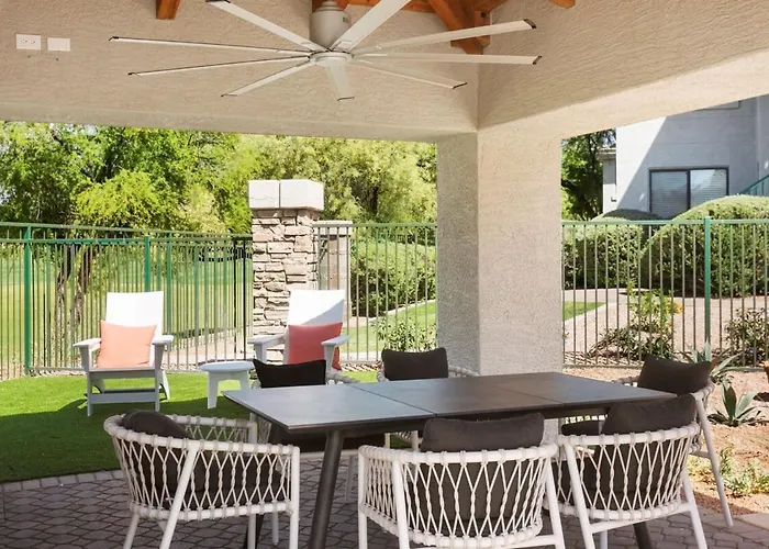 2br Cozysuites At Kierland Commons With Pool #06 Apartment Scottsdale